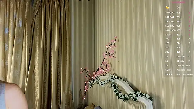 Juuulia  online show from March 16, 2:32 pm