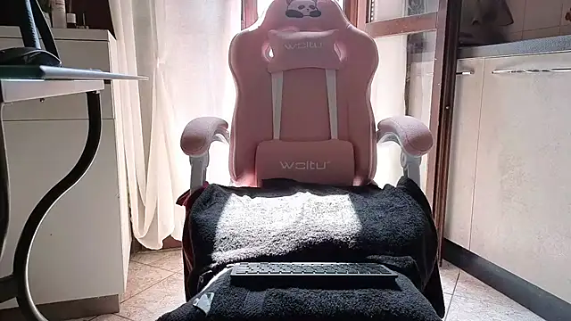 DragonflyExhib online show from April 16, 9:09 am