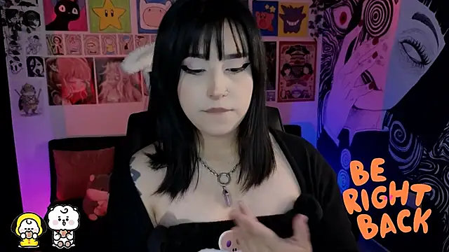 Yuhwan  online show from February 3, 1:38 am