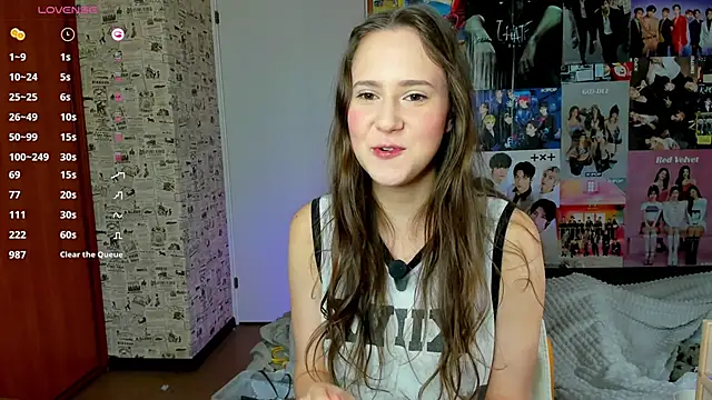 LucyRose3 online show from September 28, 7:47 am