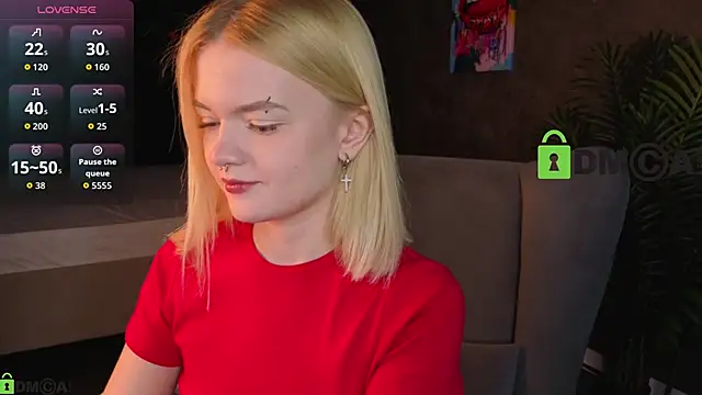 Carrie Foster online show from April 11, 1:48 pm