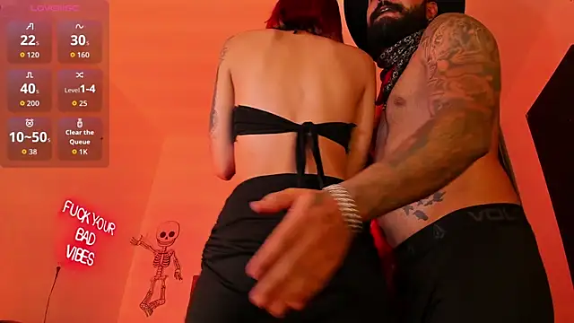 DanteAndVictoria online show from October 25, 4:31 am