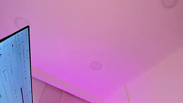  jasmine blush online show from April 17, 1:35 pm