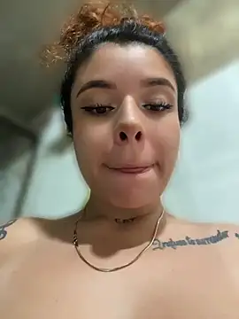 haally-mll online show from April 28, 7:18 pm