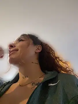 haally-mll online show from April 21, 5:42 pm