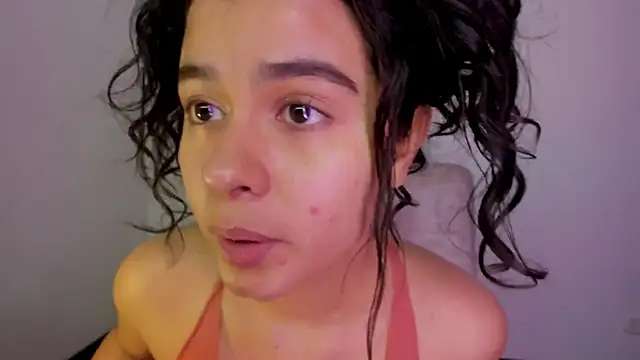 Arianna Jannes online show from September 20, 2:32 am