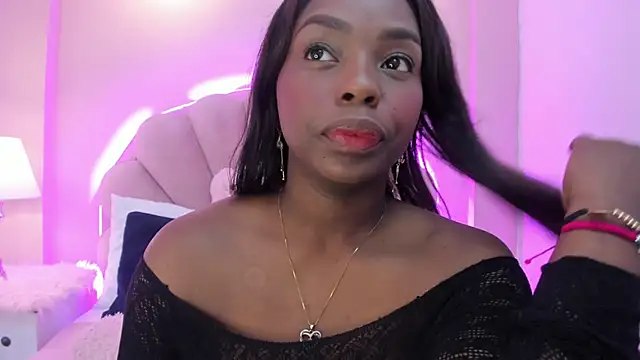 Melanyy Ebonny online show from October 3, 3:44 am