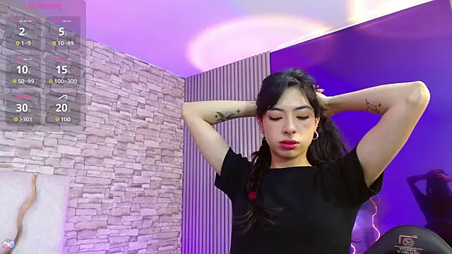 juno tay online show from November 17, 11:44 am