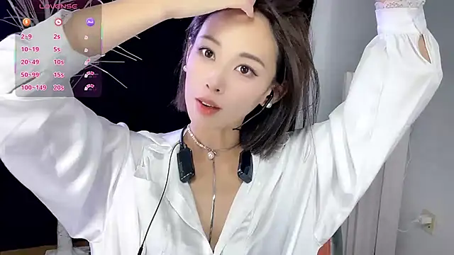 Snapshot of xiaoyue8888 chatting on October 3, 2:49 am xiaoyue8888 online show from October 3, 2:49 am