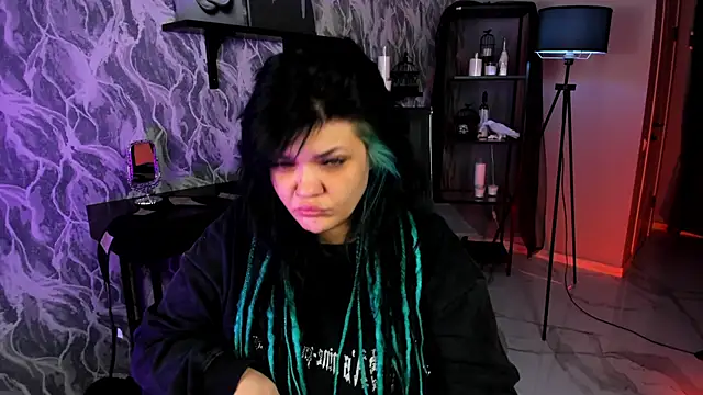 MaryHarrys online show from November 23, 2:25 am