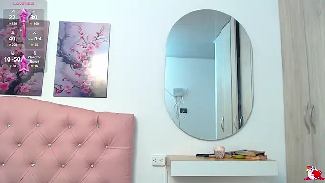 pinky f00x online show from December 14, 9:31 pm