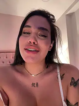 Bella  Wood online show from November 2, 8:56 pm