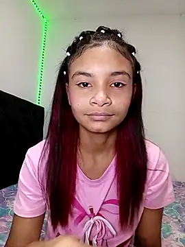 liz7skinny online show from March 31, 8:31 pm