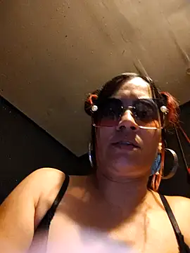 Snapshot of butterflykhash89 chatting on September 11, 5:08 am butterflykhash89 online show from September 11, 5:08 am