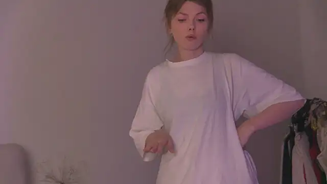 miamunn online show from June 10, 7:23 pm