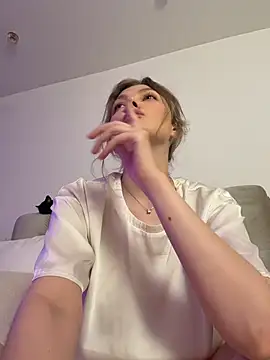 miamunn online show from July 11, 12:10 am