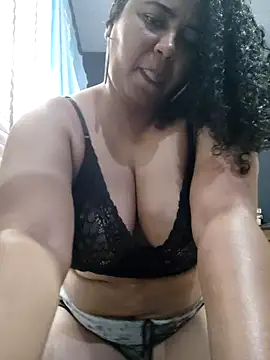 Snapshot of Rafaschuler chatting on October 5, 5:18 pm Rafaschuler online show from October 5, 5:18 pm