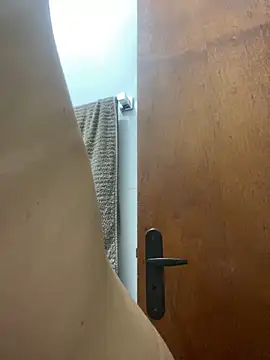 Snapshot of jujubah69 chatting on September 18, 5:06 am jujubah69 online show from September 18, 5:06 am