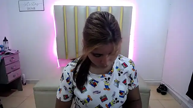 Snapshot of keilicita_tonny_18 chatting on October 13, 5:15 pm keilicita tonny 18 online show from October 13, 5:15 pm
