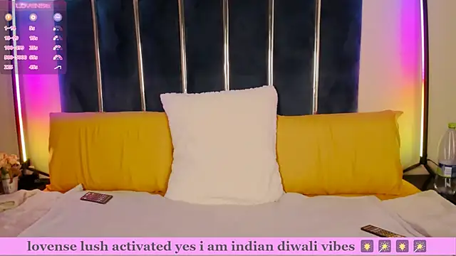 Snapshot of INDIANFLAME chatting on October 21, 7:45 am INDIANFLAME online show from October 21, 7:45 am