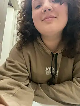 Solangerulo  online show from April 6, 2:00 am