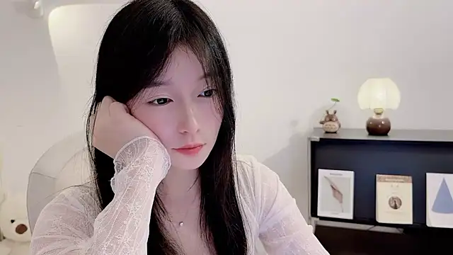 Onechestnut online show from November 21, 3:36 pm