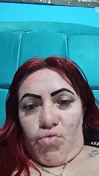 carolinhe  online show from November 25, 2:03 am