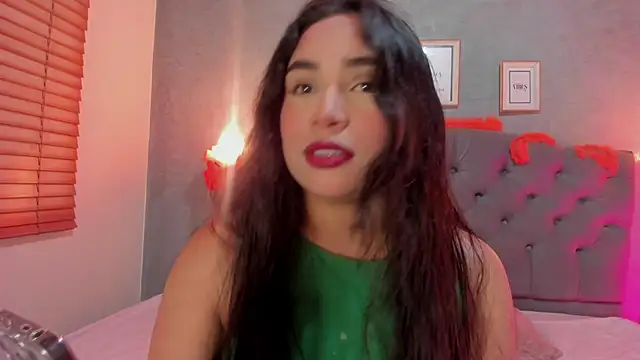 GiannaSlimJB online show from October 4, 3:45 am