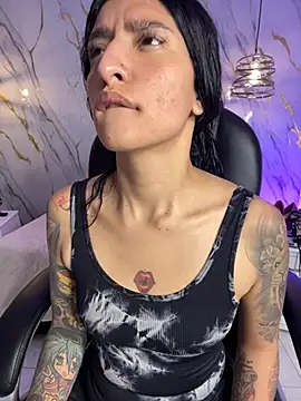 Scaarlettfox online show from February 23, 7:24 pm