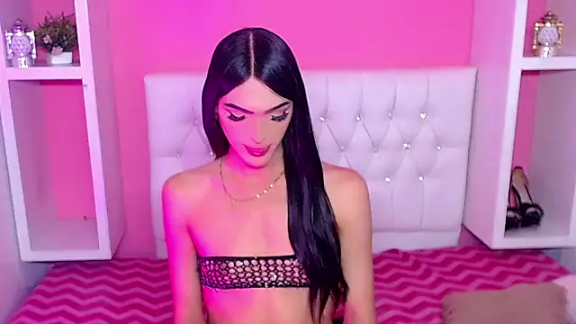 x isabella x online show from June 13, 6:00 am