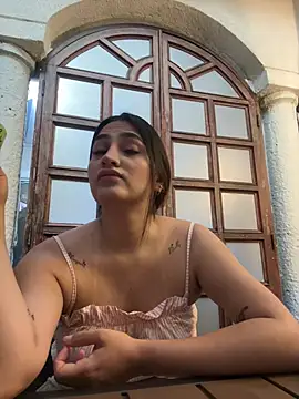 JasmineRhodes online show from March 12, 12:41 pm