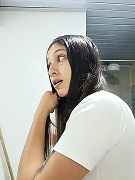 Snapshot of Arii_collins1 chatting on September 21, 1:04 am Arii collins1 online show from September 21, 1:04 am