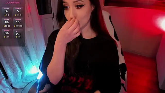 Sserendipityy online show from March 24, 5:18 pm