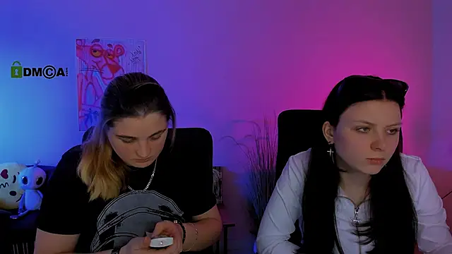 inga gree online show from December 3, 8:00 pm