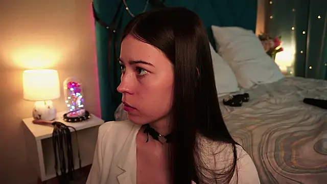 ywixos online show from April 23, 3:14 pm