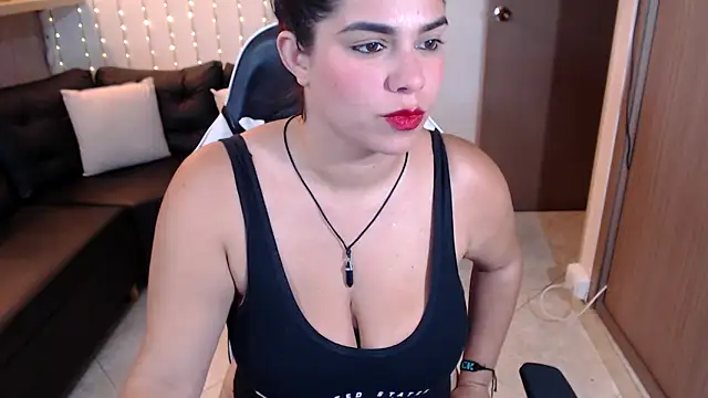 lucia ht online show from September 15, 1:36 am