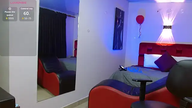 Sahamara 07 online show from September 26, 8:50 pm