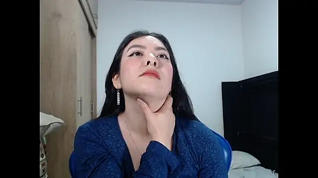 EloiseJun online show from July 22, 6:58 am