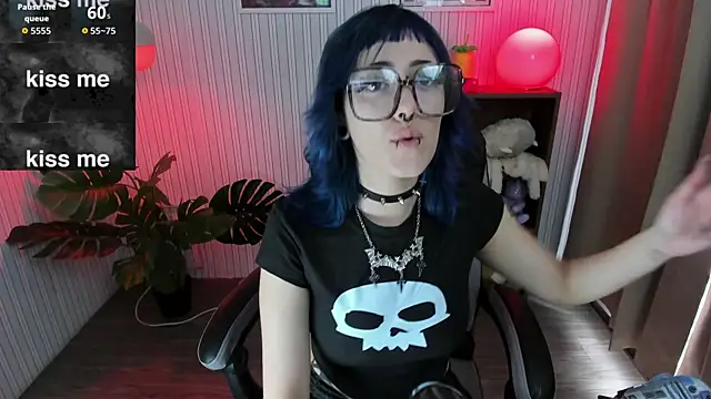 kattusauruss online show from September 9, 1:44 pm