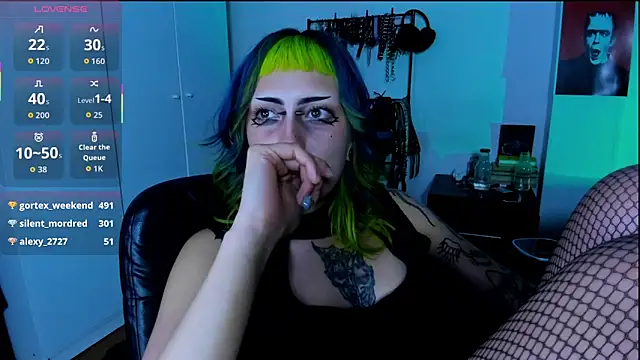 kattusauruss online show from April 11, 7:45 am