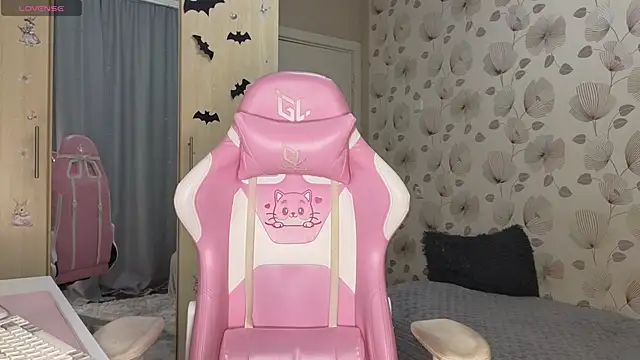  cute ice online show from November 7, 5:46 am