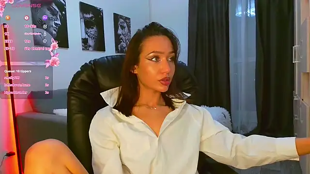 Lisa Shultz online show from December 2, 7:38 pm