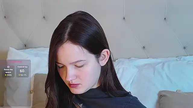 MichelleRoux online show from November 22, 12:19 pm