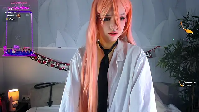 Molly Platt online show from October 31, 10:08 am