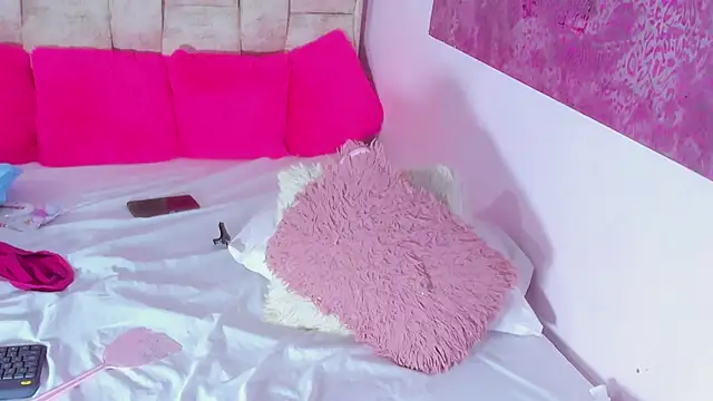 kethe love  online show from March 6, 9:21 pm