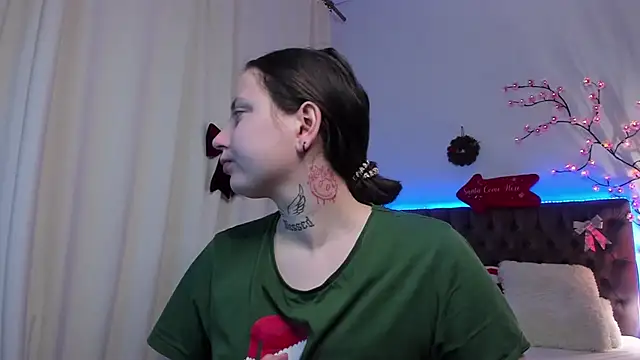 LilaVame online show from December 13, 11:21 pm