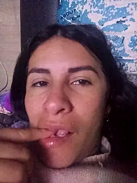 karinnahotdirty online show from March 4, 4:41 am