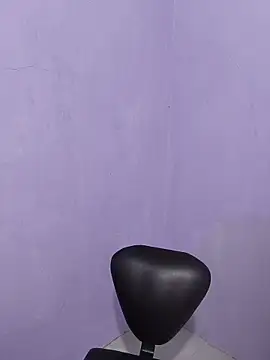 karinnahotdirty online show from June 2, 11:06 pm