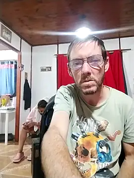 elpolaquin online show from June 2, 11:06 pm