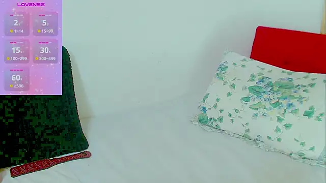 Kendraline1 online show from March 28, 8:41 pm